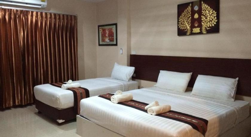 Le Parc Wangnang Hotel Phitsanulok Exterior photo